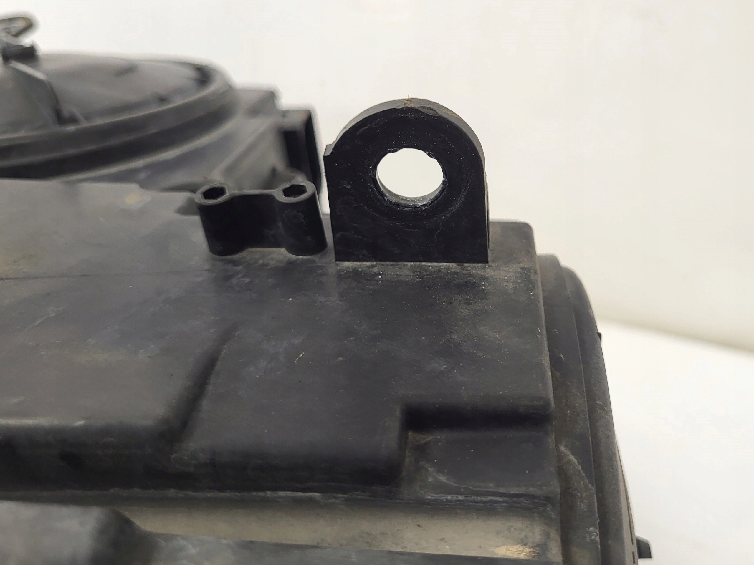 000cbfe2daf7edc21679e49ae106742b